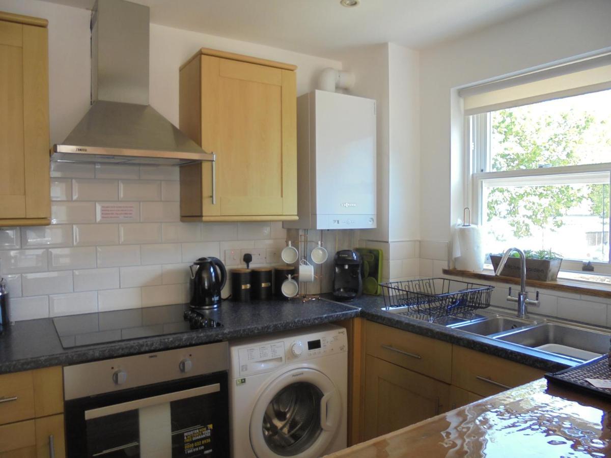 The Beach House Holiday Apartments Eastbourne Dış mekan fotoğraf