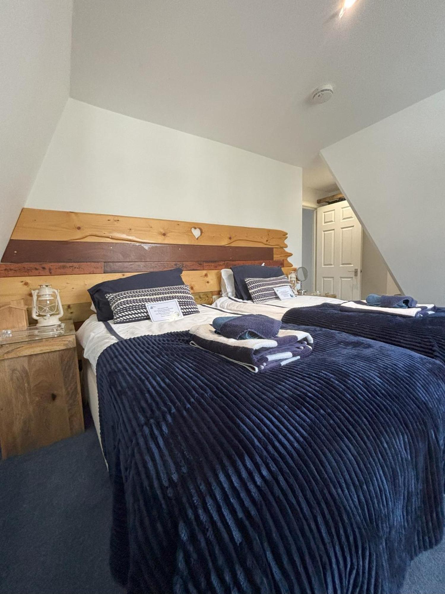 The Beach House Holiday Apartments Eastbourne Dış mekan fotoğraf