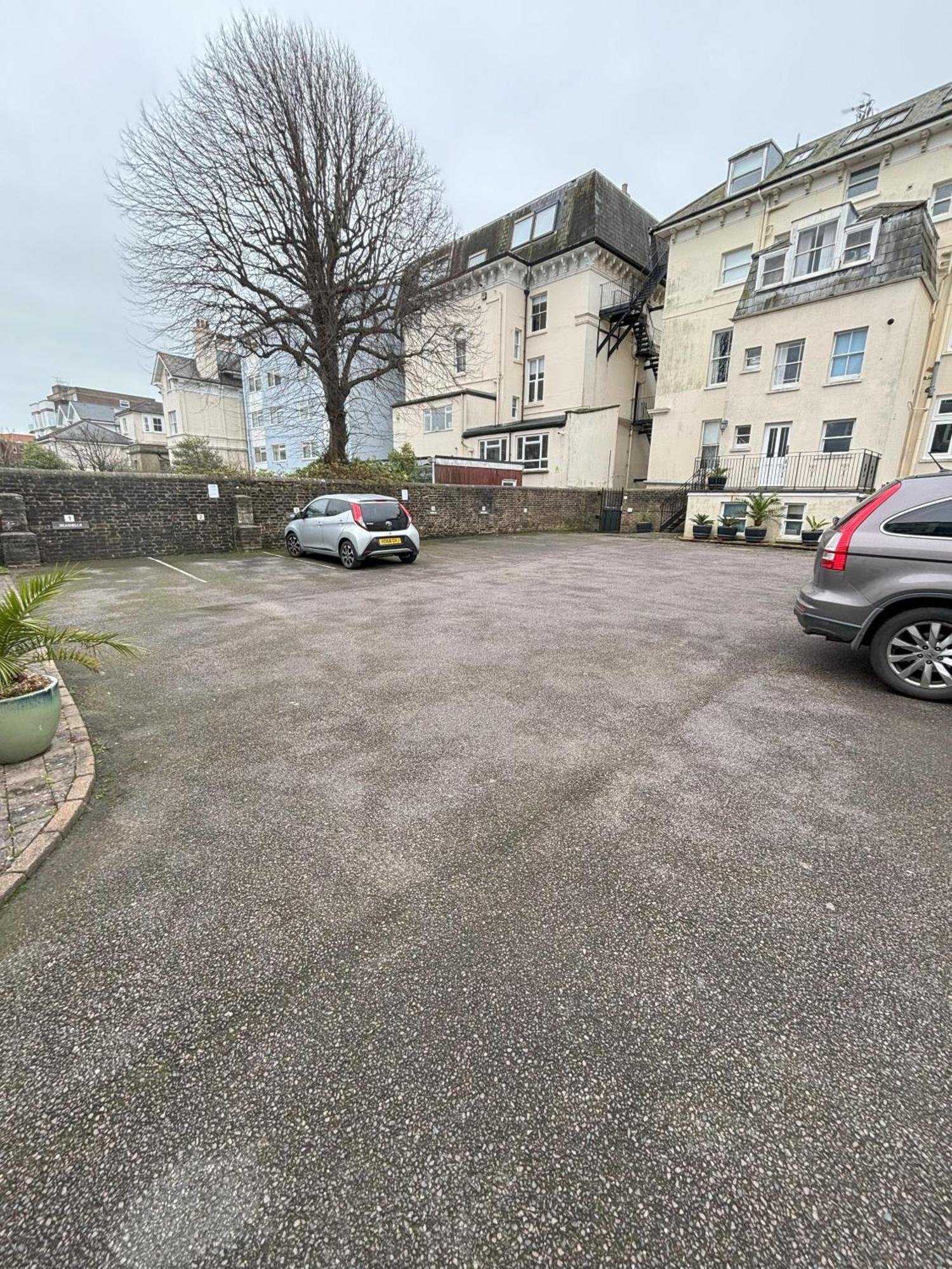The Beach House Holiday Apartments Eastbourne Dış mekan fotoğraf
