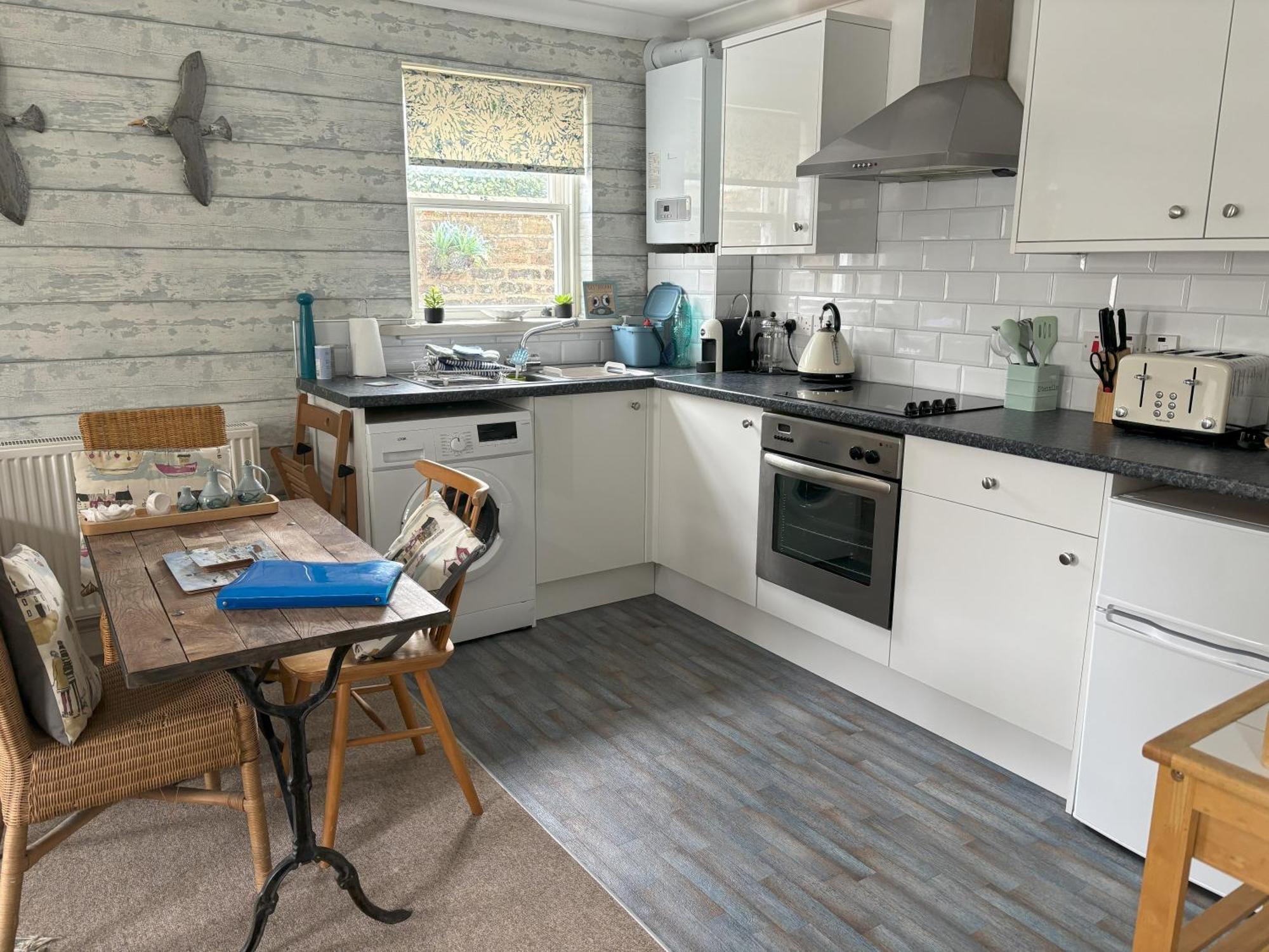 The Beach House Holiday Apartments Eastbourne Dış mekan fotoğraf