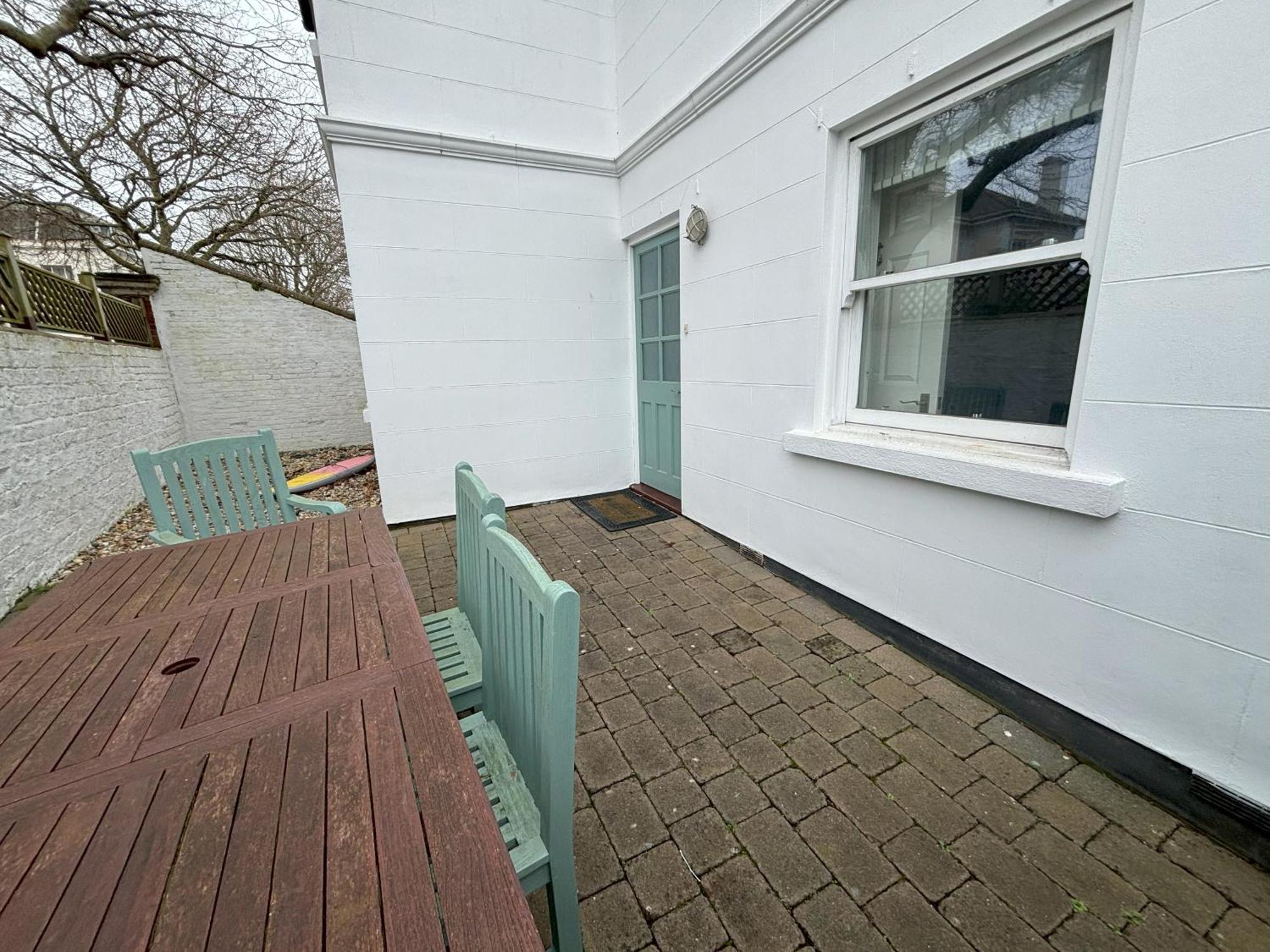 The Beach House Holiday Apartments Eastbourne Dış mekan fotoğraf