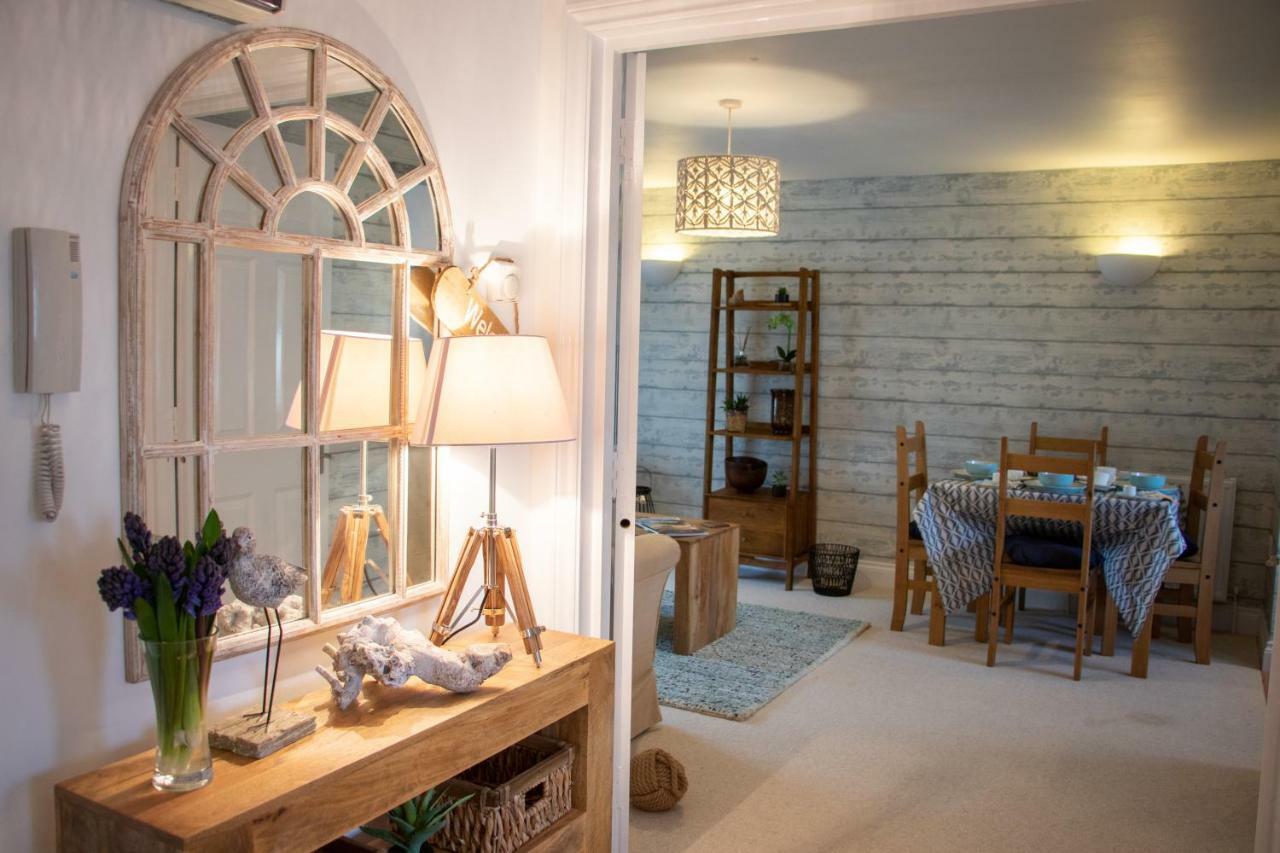 The Beach House Holiday Apartments Eastbourne Dış mekan fotoğraf