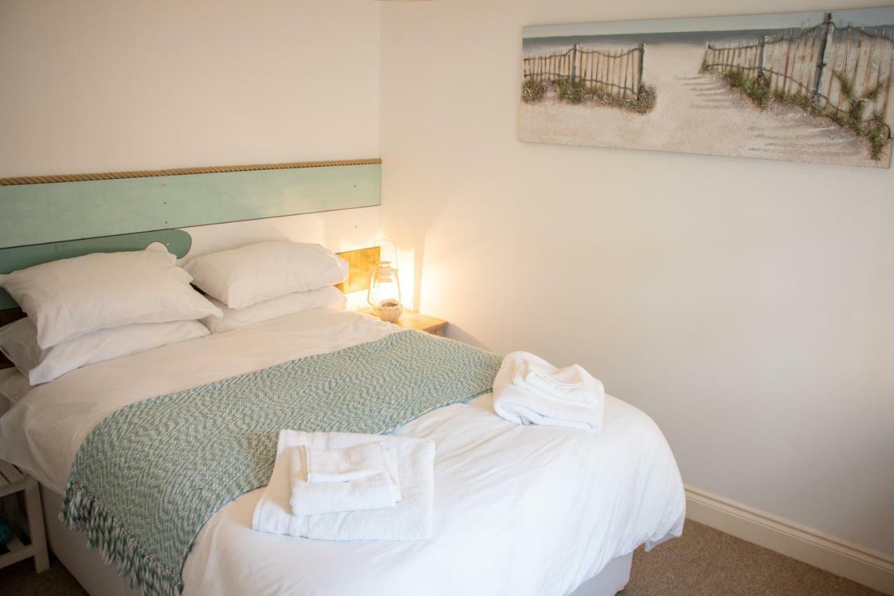 The Beach House Holiday Apartments Eastbourne Dış mekan fotoğraf